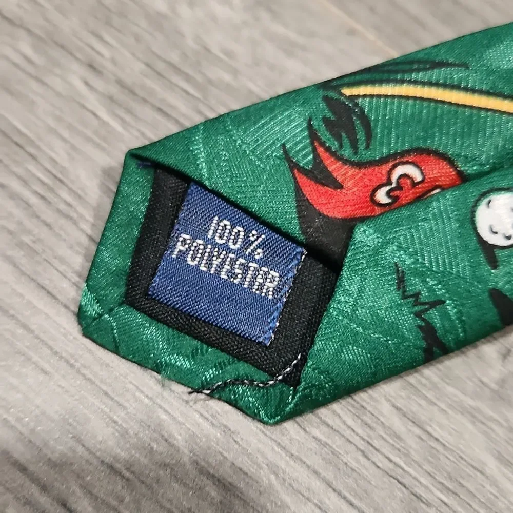 Beautiful DISNEY Goofy Golfing Fun Nostalgia Tie